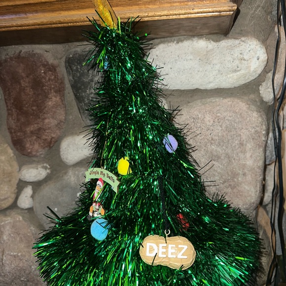 Christmas Tree hat ( or desktop tree) - Picture 5 of 8